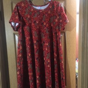 Lularoe Carly size large
